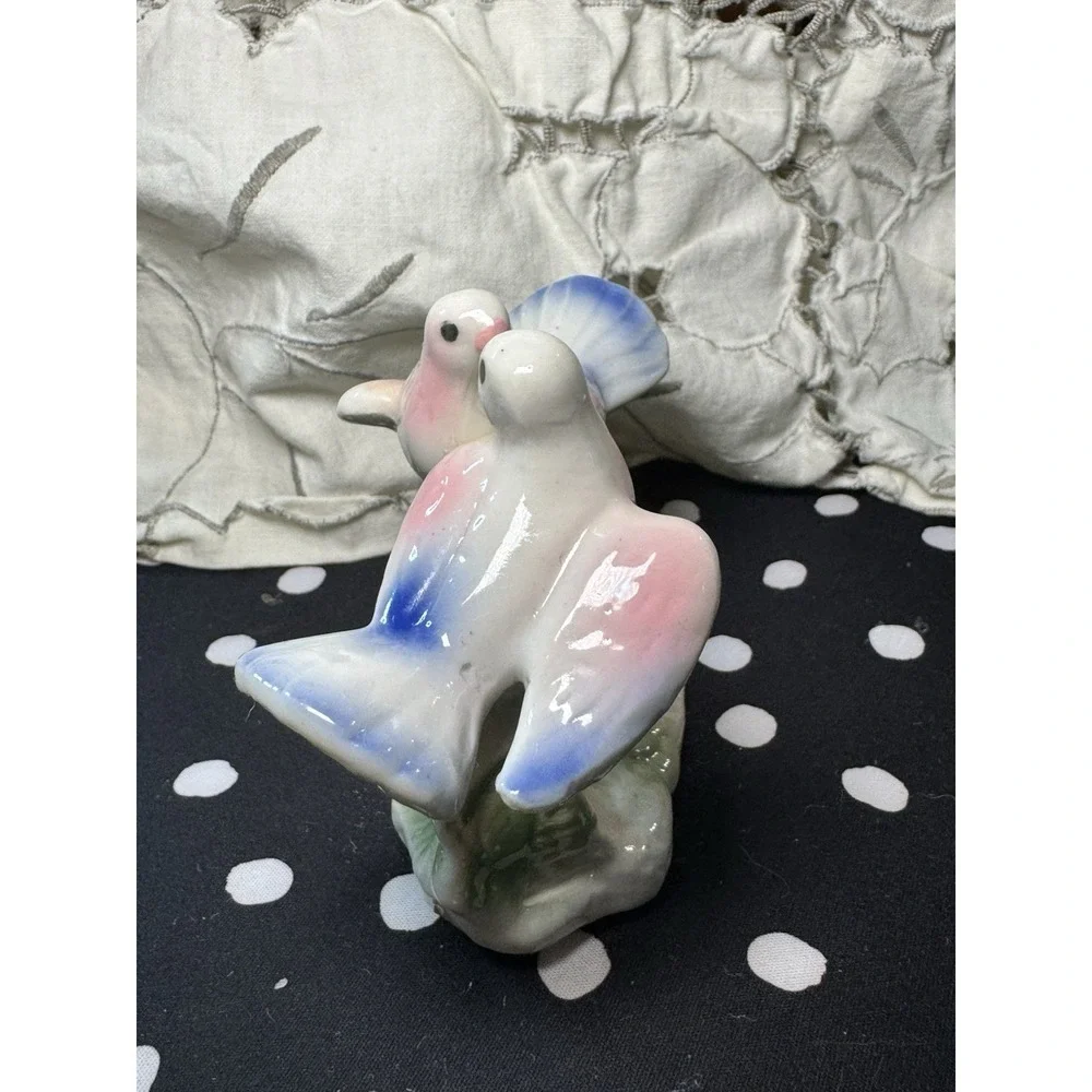 Vintage Cermaic Courtship Doves Branch 80's Blue White Pink Home Decor